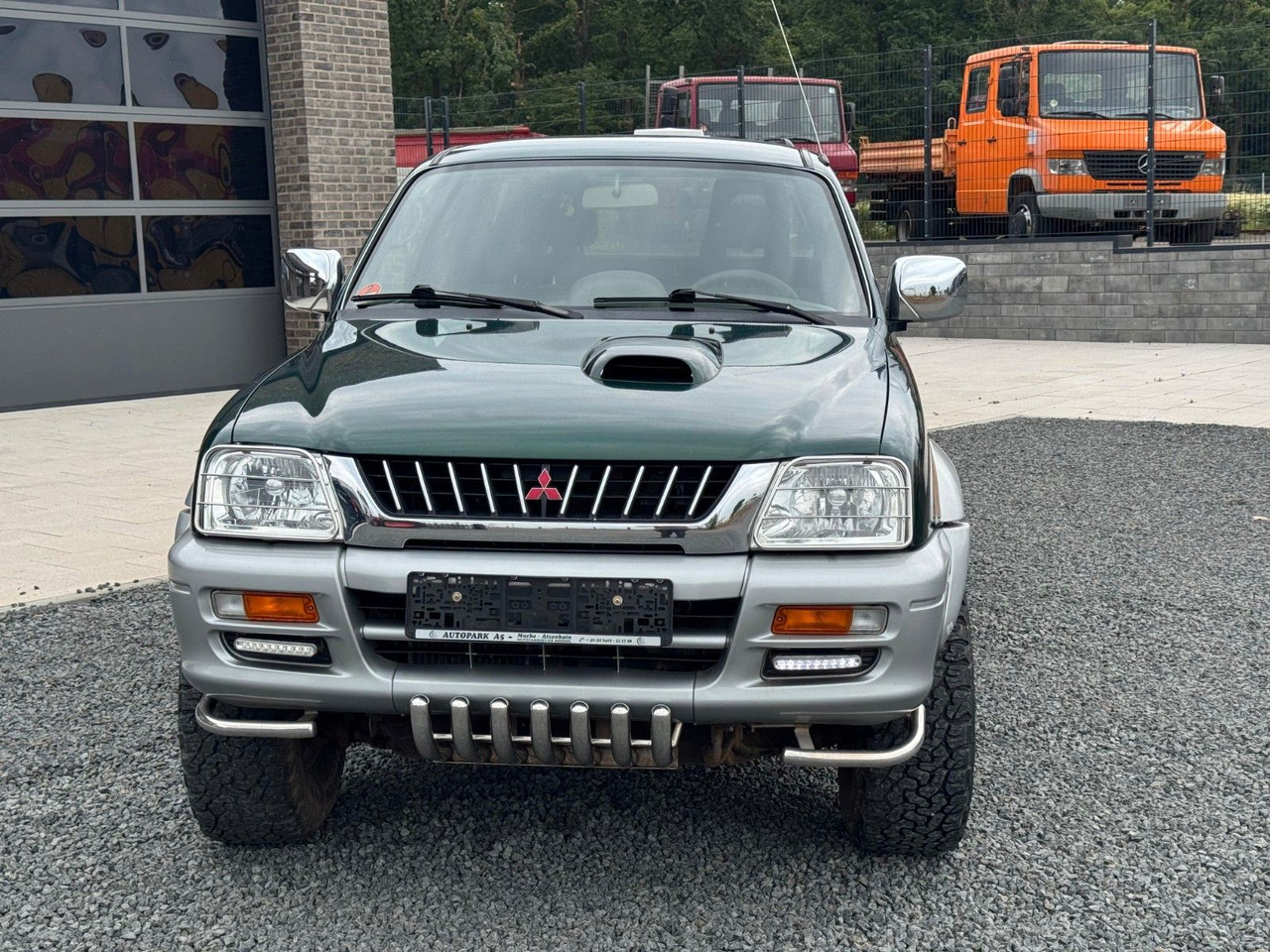 Mitsubishi L200 Klima - SUV: תמונה 4 Mitsubishi L200 Klima - SUV: תמונה 4