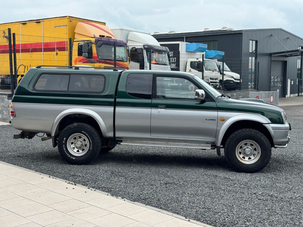 Mitsubishi L200 Klima - SUV: תמונה 5 Mitsubishi L200 Klima - SUV: תמונה 5