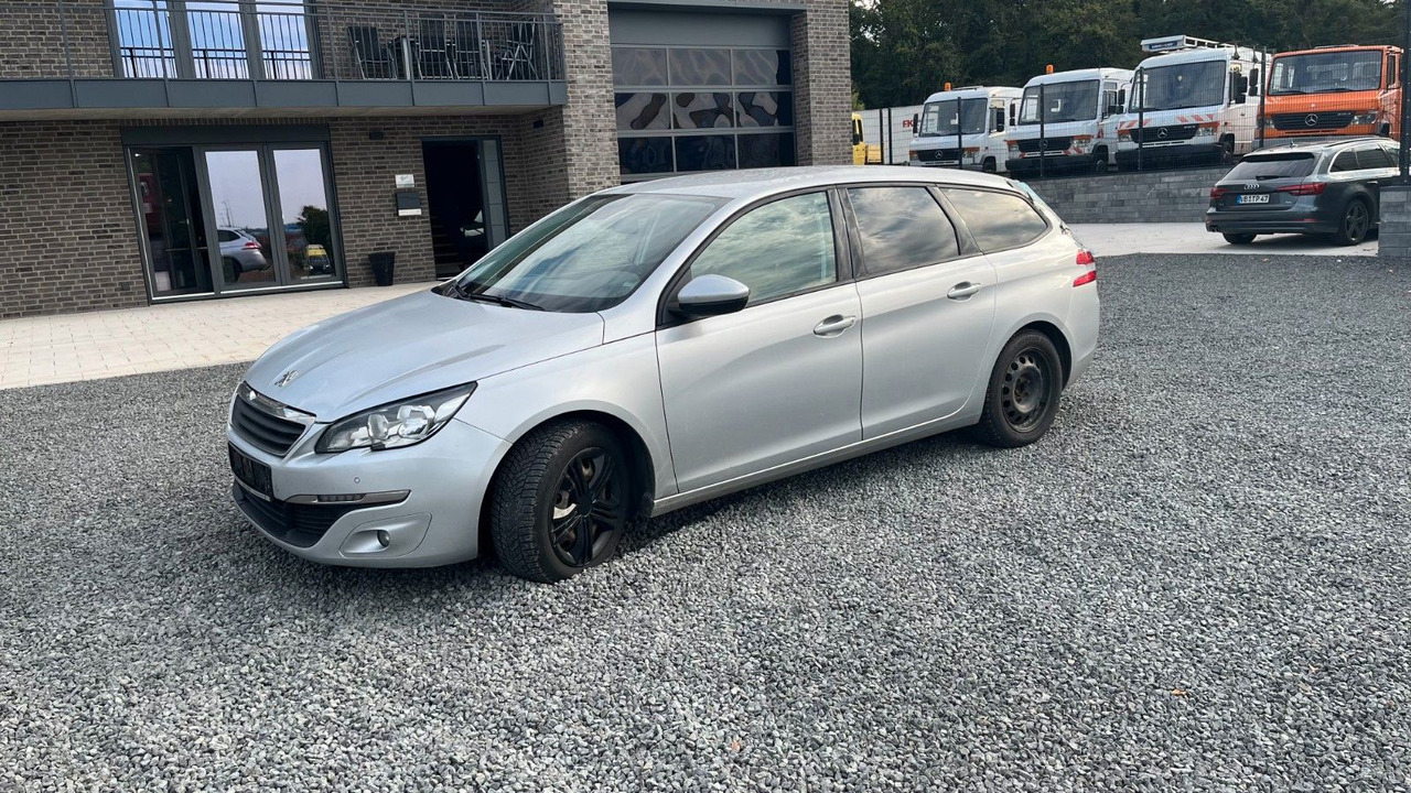 Peugeot 308 SW Active - רכב סטיישן: תמונה 2 Peugeot 308 SW Active - רכב סטיישן: תמונה 2