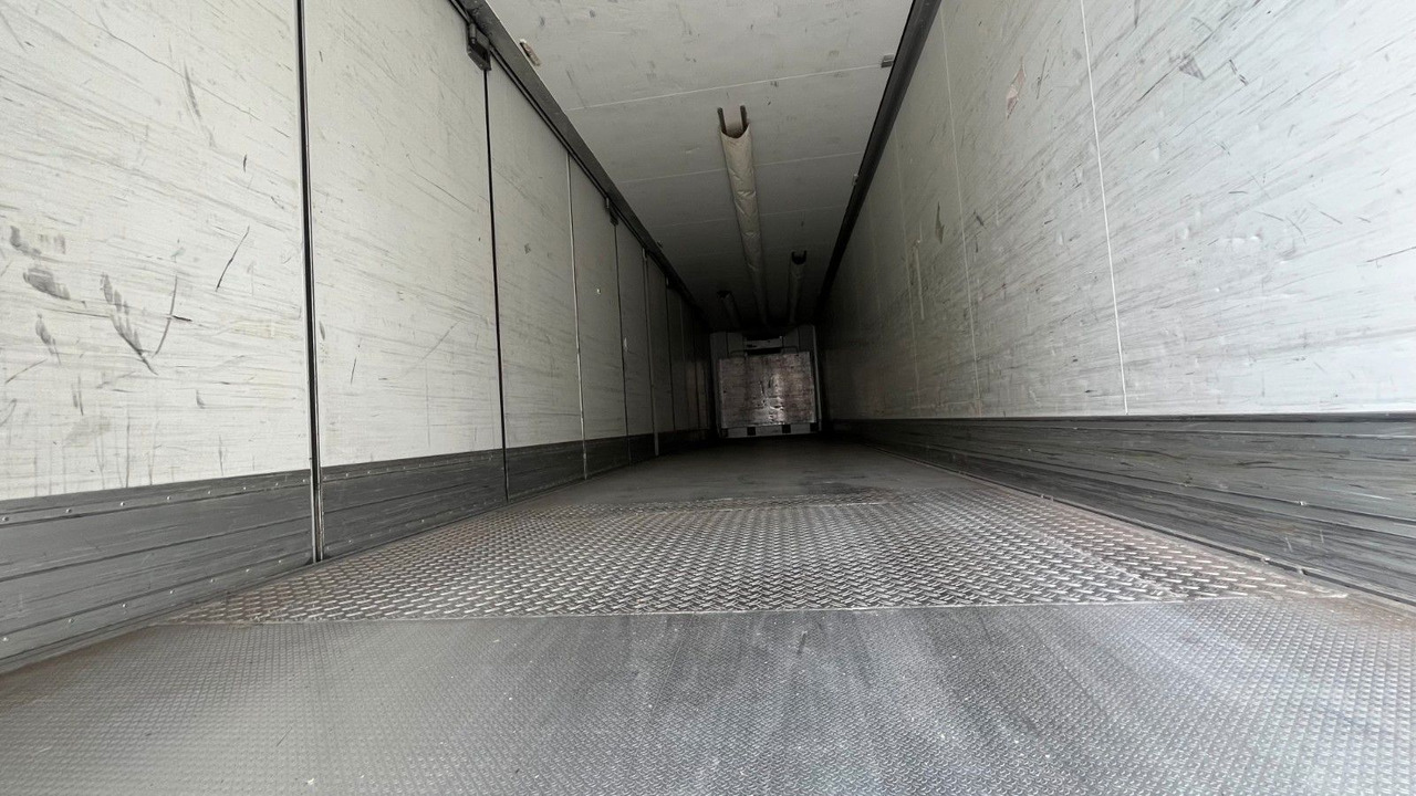 Schmitz Cargobull SKO 24 Kühlkoffer SAF Carrier Faltwand - סמיטריילר עם קירור: תמונה 3 Schmitz Cargobull SKO 24 Kühlkoffer SAF Carrier Faltwand - סמיטריילר עם קירור: תמונה 3