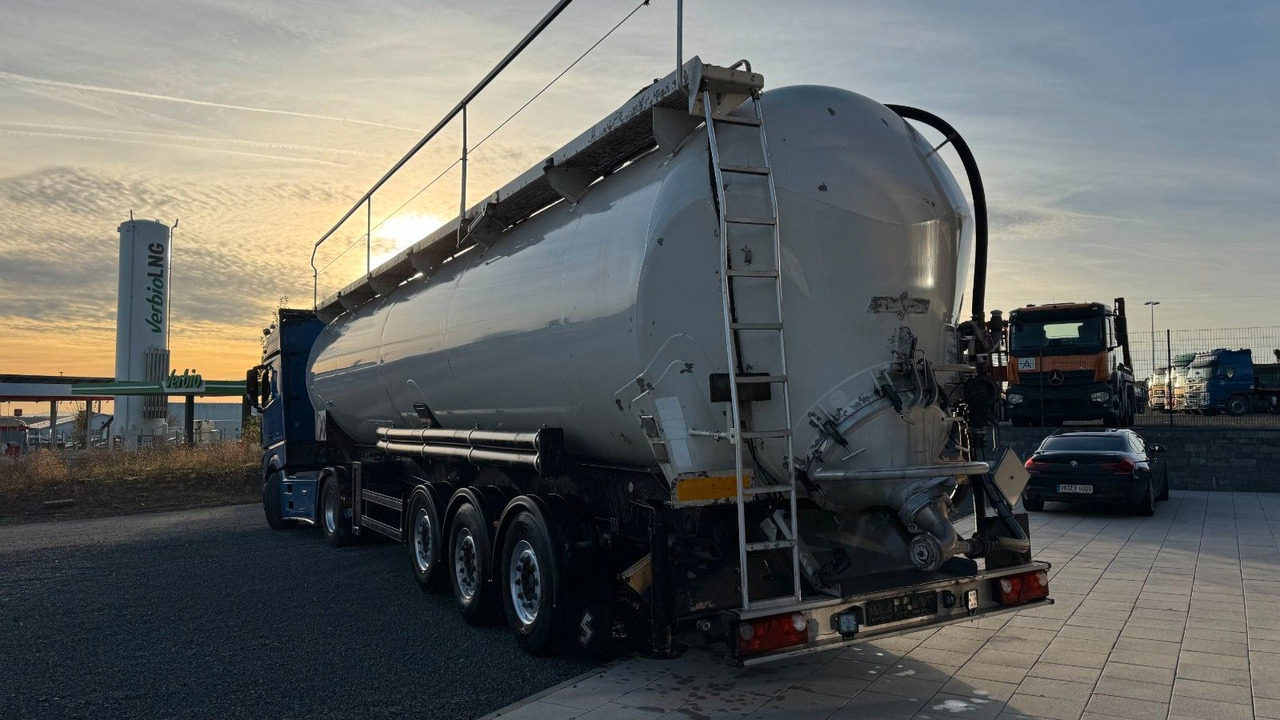 Spitzer SK 2760 CAL GGVS 60m³ Kippsilo - סמיטריילר Silo: תמונה 2 Spitzer SK 2760 CAL GGVS 60m³ Kippsilo - סמיטריילר Silo: תמונה 2