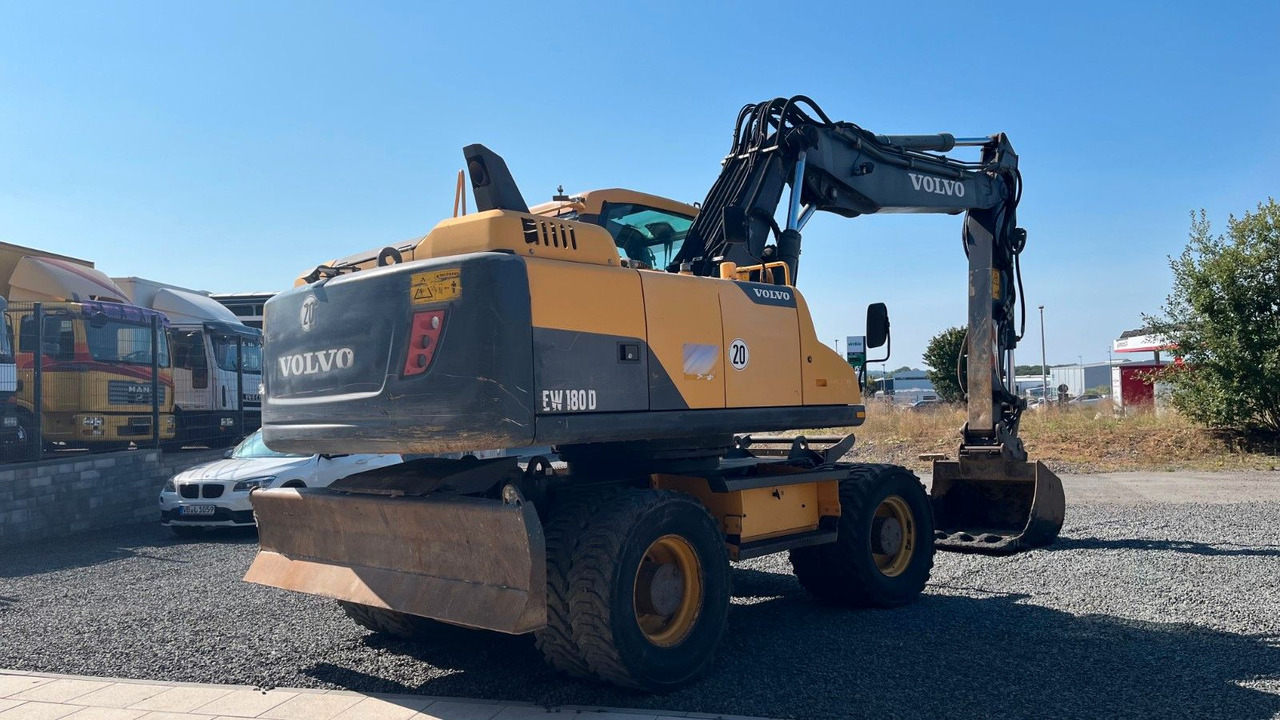 Volvo EW180D 20500 Kg Verstellausleger OilQuick - מחפר גלגלים: תמונה 3 Volvo EW180D 20500 Kg Verstellausleger OilQuick - מחפר גלגלים: תמונה 3