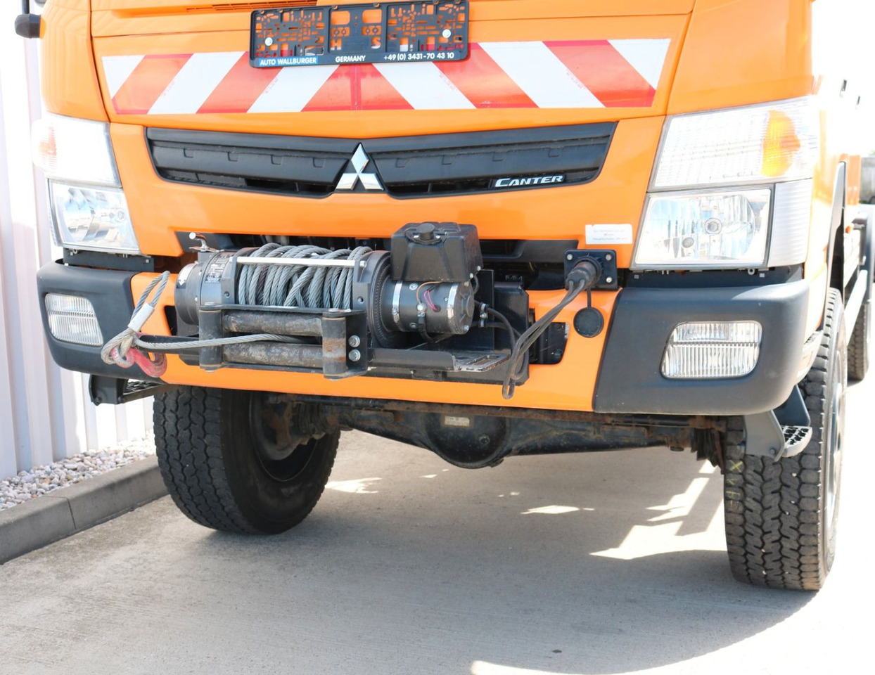 FUSO 6C180 DOKA / 4x4 /KLIMA /WINDE /Standh. / 37tkm - משאית עם שלדת תא: תמונה 2 FUSO 6C180 DOKA / 4x4 /KLIMA /WINDE /Standh. / 37tkm - משאית עם שלדת תא: תמונה 2