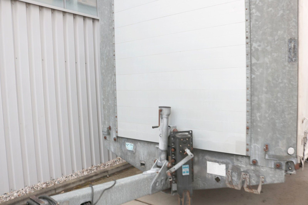 Fliegl TPS 118 Tandem Anh. 11,8t verzinkt + EDSCHA - קרון נגרר עם וילונות צד: תמונה 5 Fliegl TPS 118 Tandem Anh. 11,8t verzinkt + EDSCHA - קרון נגרר עם וילונות צד: תמונה 5