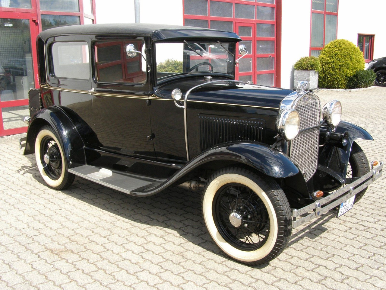 Ford MODELL A / TUDOR + H-Kennzeichen - סדאן: תמונה 1 Ford MODELL A / TUDOR + H-Kennzeichen - סדאן: תמונה 1
