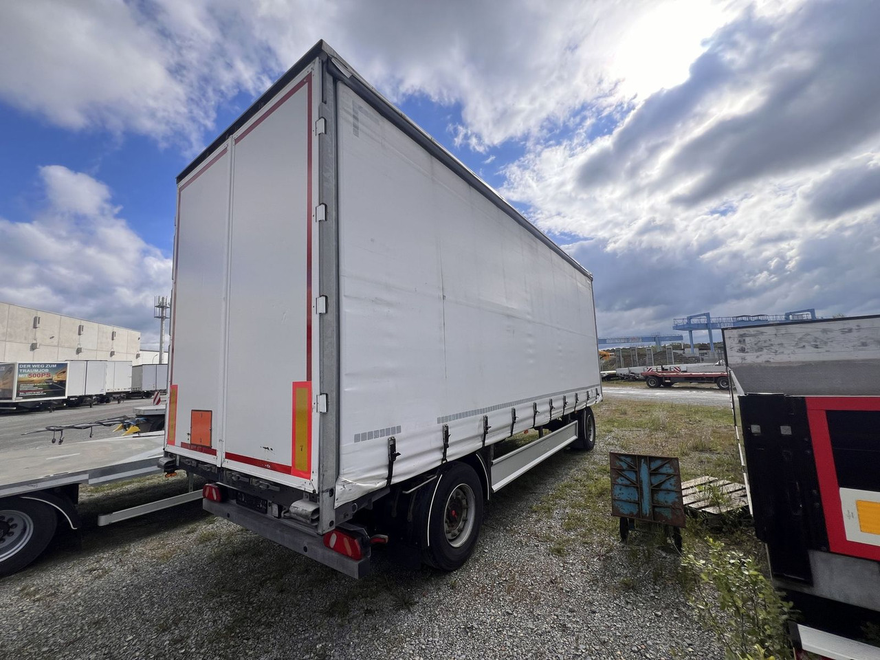 2 Achs Jumbo- Planen, Mega, durchladbar - קרון נגרר עם וילונות צד: תמונה 5 2 Achs Jumbo- Planen, Mega, durchladbar - קרון נגרר עם וילונות צד: תמונה 5