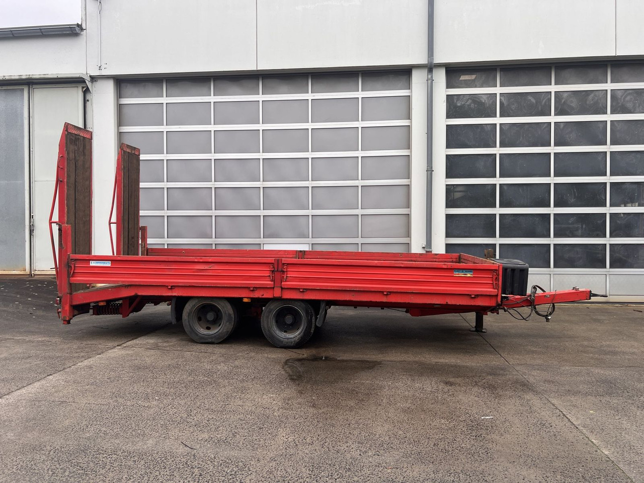 Blomenröhr 13,8 t Tandemtieflader - קרון נגרר עם מטען נמוך: תמונה 1 Blomenröhr 13,8 t Tandemtieflader - קרון נגרר עם מטען נמוך: תמונה 1