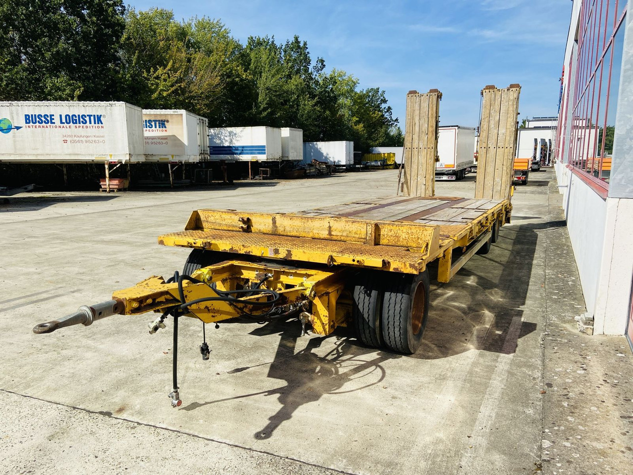 Goldhofer 3 Achs Tiefladeranhänger - קרון נגרר עם מטען נמוך: תמונה 5 Goldhofer 3 Achs Tiefladeranhänger - קרון נגרר עם מטען נמוך: תמונה 5
