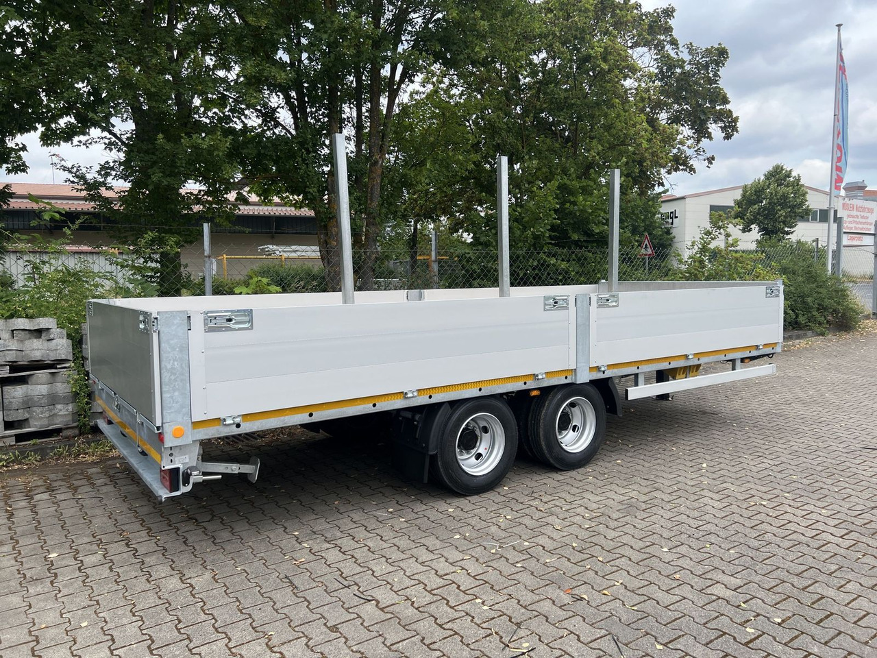 Möslein 14,4 t Tandem- Pritschenanhänger- Tieflader - קרון נגרר צד נופל/ שטוח: תמונה 3 Möslein 14,4 t Tandem- Pritschenanhänger- Tieflader - קרון נגרר צד נופל/ שטוח: תמונה 3