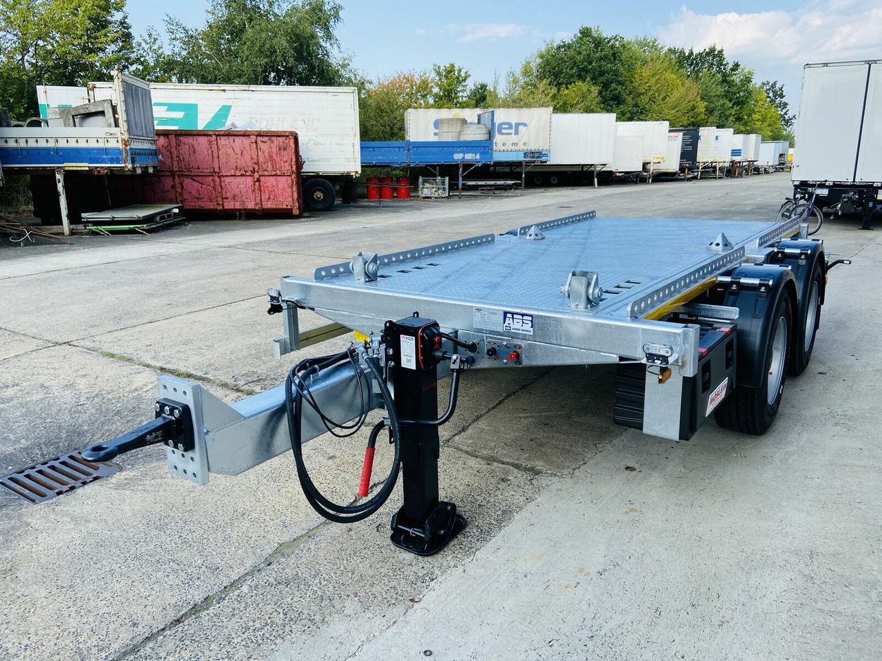 Möslein 14 t GG Tandem- Muldenanhänger - קרון נגרר צד נופל/ שטוח: תמונה 5 Möslein 14 t GG Tandem- Muldenanhänger - קרון נגרר צד נופל/ שטוח: תמונה 5