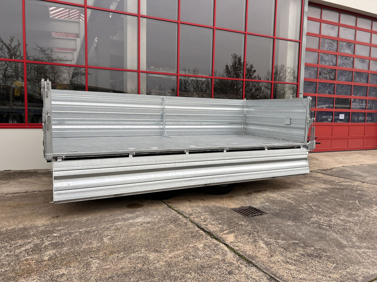 Möslein 19 t Tandem 3 Seiten Kipper TiefladerAufsatzbor - קרון נגרר עם מזהיר: תמונה 4 Möslein 19 t Tandem 3 Seiten Kipper TiefladerAufsatzbor - קרון נגרר עם מזהיר: תמונה 4
