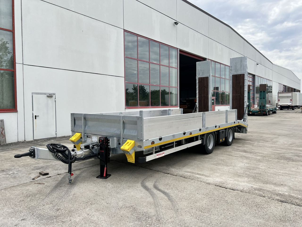 Möslein 21 t Tandemtieflader, Luftgefedert, NEU - קרון נגרר עם מטען נמוך: תמונה 2 Möslein 21 t Tandemtieflader, Luftgefedert, NEU - קרון נגרר עם מטען נמוך: תמונה 2