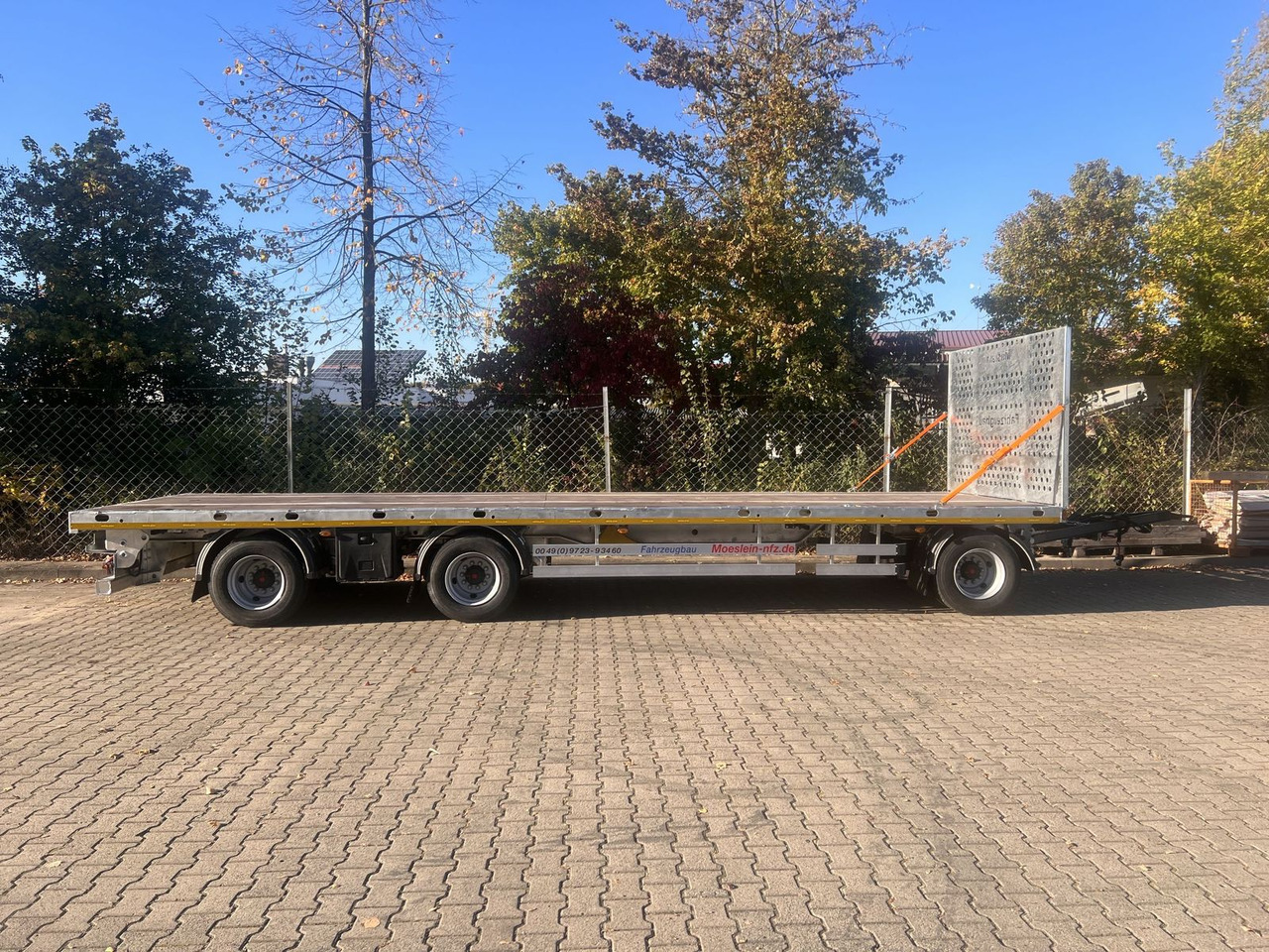 Möslein 3 Achs Jumbo- Plato- Anhänger 9 m, Mega - קרון נגרר צד נופל/ שטוח: תמונה 4 Möslein 3 Achs Jumbo- Plato- Anhänger 9 m, Mega - קרון נגרר צד נופל/ שטוח: תמונה 4