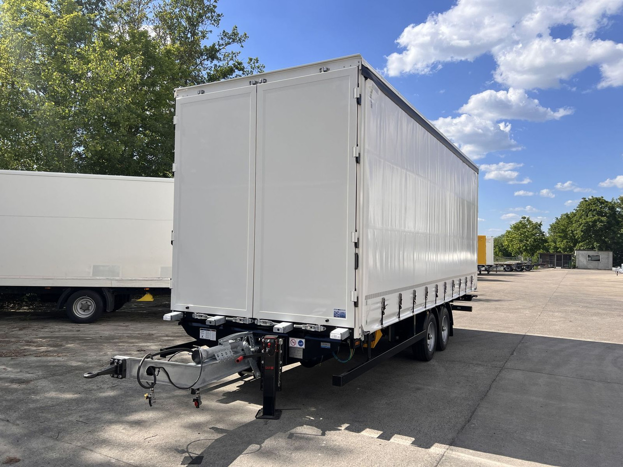 Möslein NEUER Tandem- Planenanhänger Durchladbar - קרון נגרר עם וילונות צד: תמונה 3 Möslein NEUER Tandem- Planenanhänger Durchladbar - קרון נגרר עם וילונות צד: תמונה 3