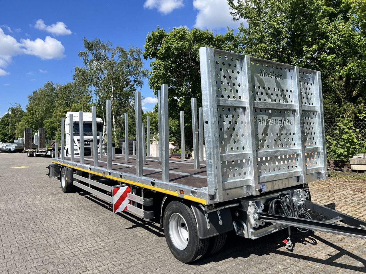 Möslein T 2 Plato 8,6m 2 Achs Jumbo- Plato- Anhänger - קרון נגרר צד נופל/ שטוח: תמונה 3 Möslein T 2 Plato 8,6m 2 Achs Jumbo- Plato- Anhänger - קרון נגרר צד נופל/ שטוח: תמונה 3