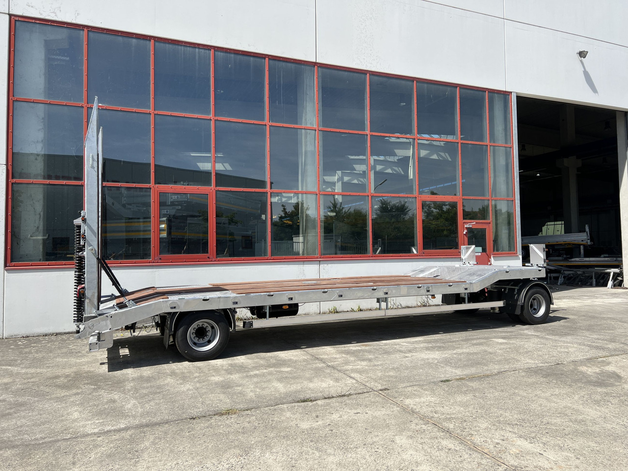 Möslein T 2 Schwebheim Neuer 2 Achs Tieflader- Anhänger, Verbreiterung - קרון נגרר עם מטען נמוך: תמונה 3 Möslein T 2 Schwebheim Neuer 2 Achs Tieflader- Anhänger, Verbreiterung - קרון נגרר עם מטען נמוך: תמונה 3