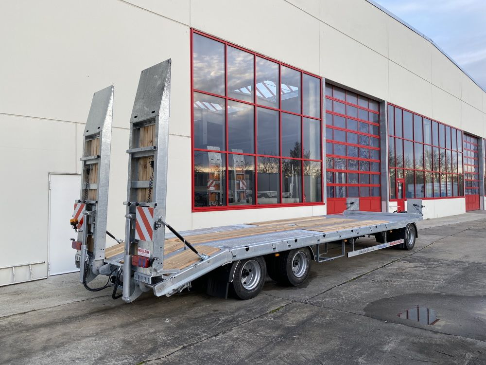 Möslein T 3-8,20 P VB H1 Blatt 3 Achs Tieflader mit gerader Ladefläche 8,10 m, Neufahrzeug - קרון נגרר עם מטען נמוך: תמונה 3 Möslein T 3-8,20 P VB H1 Blatt 3 Achs Tieflader mit gerader Ladefläche 8,10 m, Neufahrzeug - קרון נגרר עם מטען נמוך: תמונה 3
