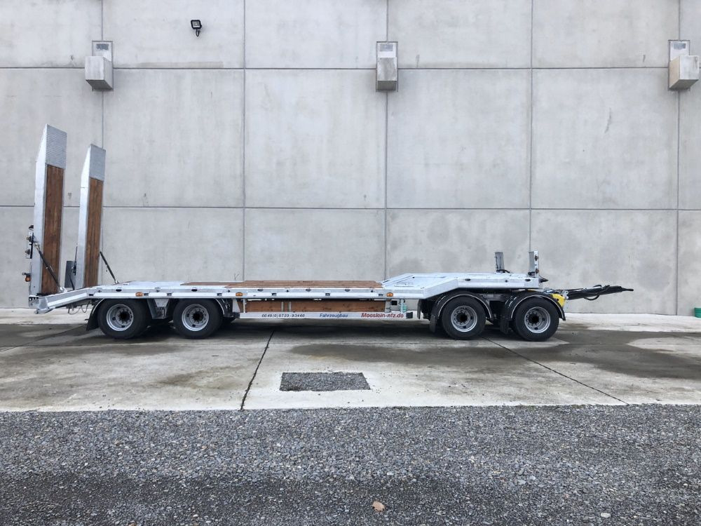 Möslein T 4 VB H1  neuer 4 Achs Tieflader hydraulischen Rampen - קרון נגרר עם מטען נמוך: תמונה 2 Möslein T 4 VB H1  neuer 4 Achs Tieflader hydraulischen Rampen - קרון נגרר עם מטען נמוך: תמונה 2
