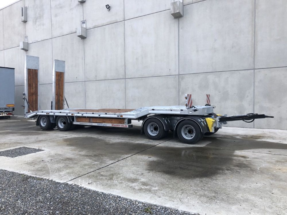 Möslein T 4 VB H1  neuer 4 Achs Tieflader hydraulischen Rampen - קרון נגרר עם מטען נמוך: תמונה 4 Möslein T 4 VB H1  neuer 4 Achs Tieflader hydraulischen Rampen - קרון נגרר עם מטען נמוך: תמונה 4