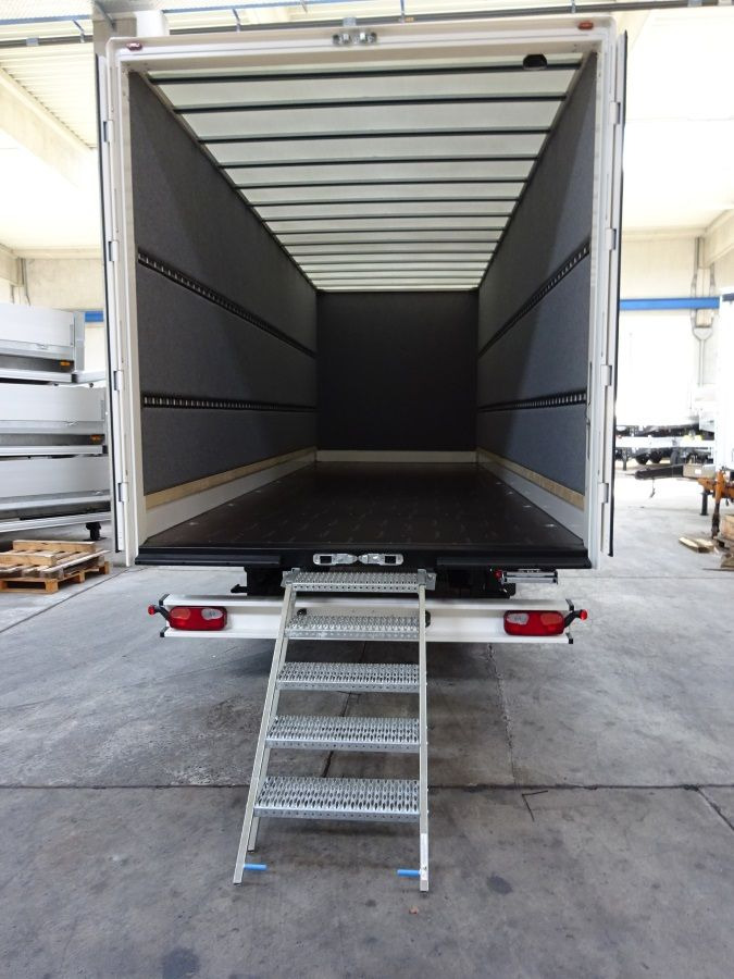 Möslein TKO 105 Möbel neuer Tandem- Möbel Koffer- Anhänger - קרון נגרר בתיבה סגורה: תמונה 5 Möslein TKO 105 Möbel neuer Tandem- Möbel Koffer- Anhänger - קרון נגרר בתיבה סגורה: תמונה 5