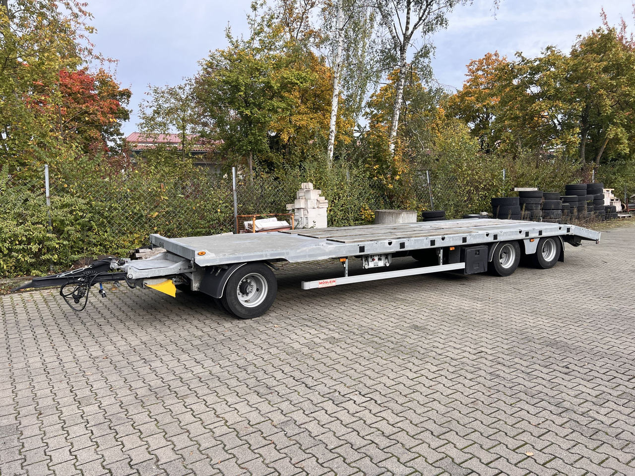 Möslein TO 3 F Schwebheim 3 Achs Tiefladeranhänger - קרון נגרר עם מטען נמוך: תמונה 2 Möslein TO 3 F Schwebheim 3 Achs Tiefladeranhänger - קרון נגרר עם מטען נמוך: תמונה 2
