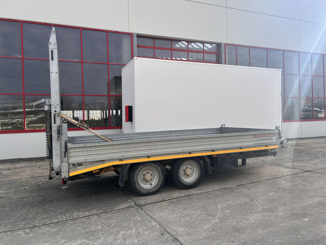 Möslein TTS 11 Schwebheim Tandemtieflader, Breite Rampen, Wenig Benutzt - קרון נגרר עם מטען נמוך: תמונה 2 Möslein TTS 11 Schwebheim Tandemtieflader, Breite Rampen, Wenig Benutzt - קרון נגרר עם מטען נמוך: תמונה 2