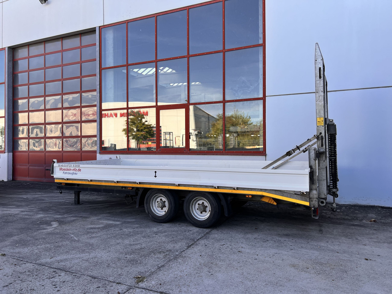 Möslein TTS 11 Schwebheim Tandemtieflader - קרון נגרר עם מטען נמוך: תמונה 4 Möslein TTS 11 Schwebheim Tandemtieflader - קרון נגרר עם מטען נמוך: תמונה 4