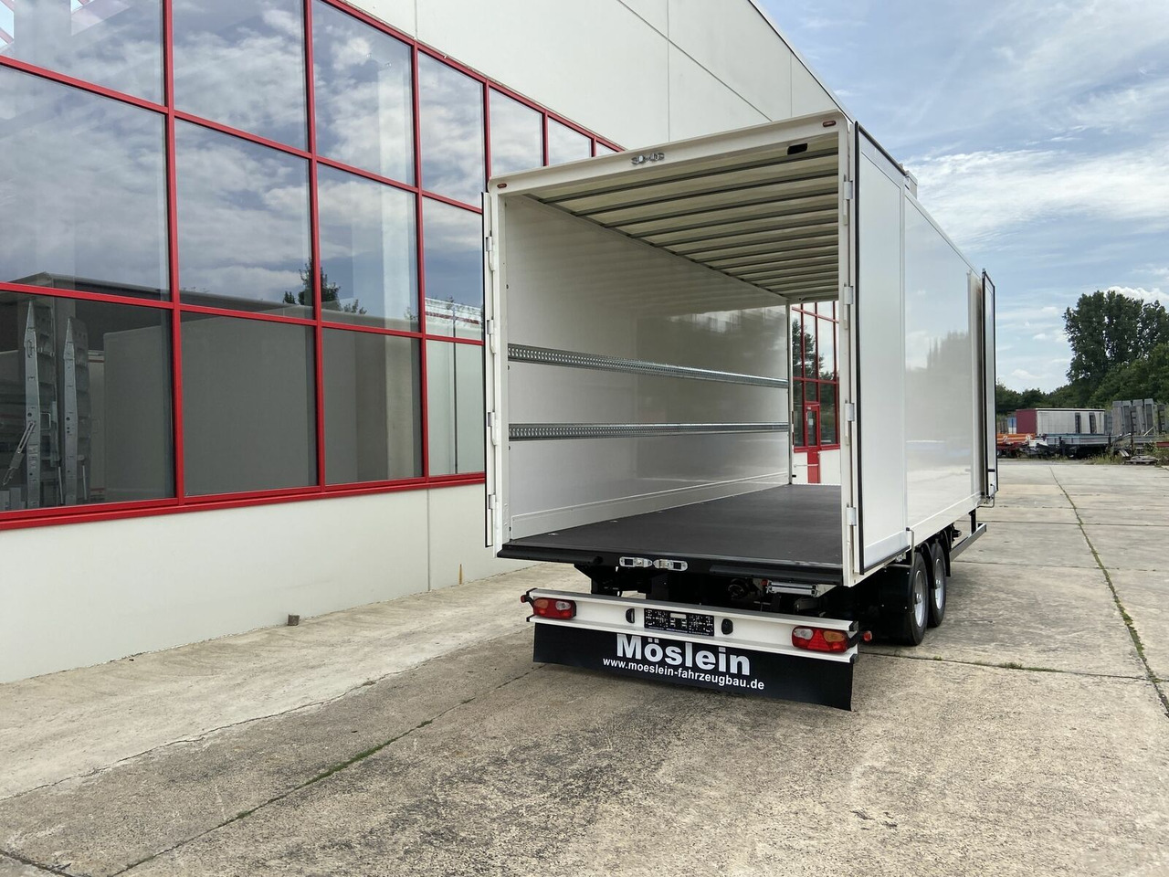 Möslein Tandem- Koffer, Durchladbar, -- Neufahrzeug -- - קרון נגרר בתיבה סגורה: תמונה 2 Möslein Tandem- Koffer, Durchladbar, -- Neufahrzeug -- - קרון נגרר בתיבה סגורה: תמונה 2