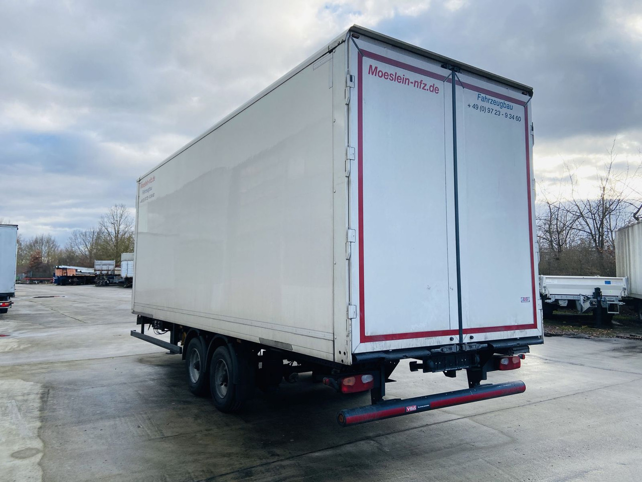 Möslein Tandem- Koffer, Durchladbar, Neuwertig - קרון נגרר בתיבה סגורה: תמונה 4 Möslein Tandem- Koffer, Durchladbar, Neuwertig - קרון נגרר בתיבה סגורה: תמונה 4