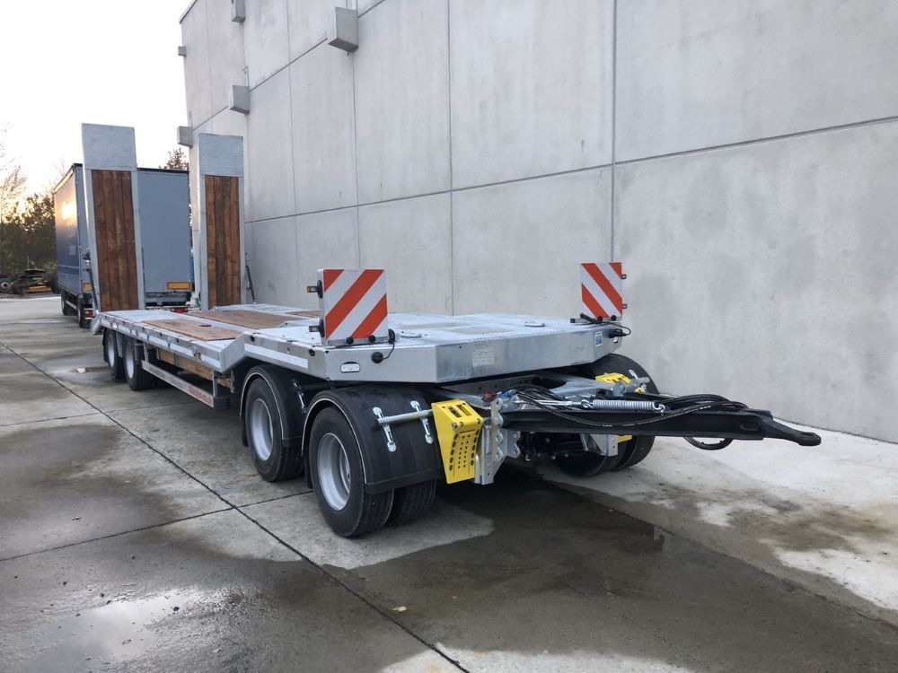 Möslein neuer 4 Achs Tieflader hydraulischen Rampen - קרון נגרר עם מטען נמוך: תמונה 2 Möslein neuer 4 Achs Tieflader hydraulischen Rampen - קרון נגרר עם מטען נמוך: תמונה 2