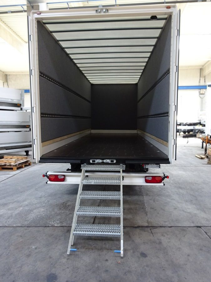 Möslein neuer Tandem- Möbel Koffer- Anhänger - קרון נגרר בתיבה סגורה: תמונה 5 Möslein neuer Tandem- Möbel Koffer- Anhänger - קרון נגרר בתיבה סגורה: תמונה 5