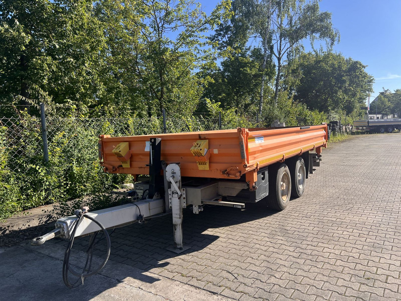Müller-Mitteltal 14 t Tandemkipper- Tieflader - קרון נגרר עם מזהיר: תמונה 5 Müller-Mitteltal 14 t Tandemkipper- Tieflader - קרון נגרר עם מזהיר: תמונה 5