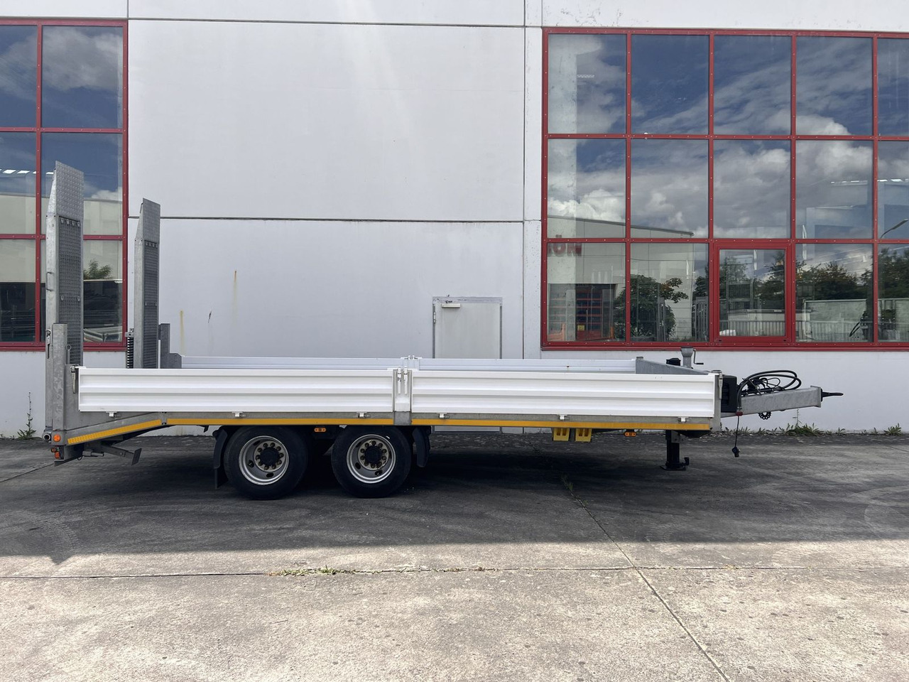 Müller-Mitteltal 14 t Tandemtieflader, wenig Benutzt - קרון נגרר עם מטען נמוך: תמונה 1 Müller-Mitteltal 14 t Tandemtieflader, wenig Benutzt - קרון נגרר עם מטען נמוך: תמונה 1