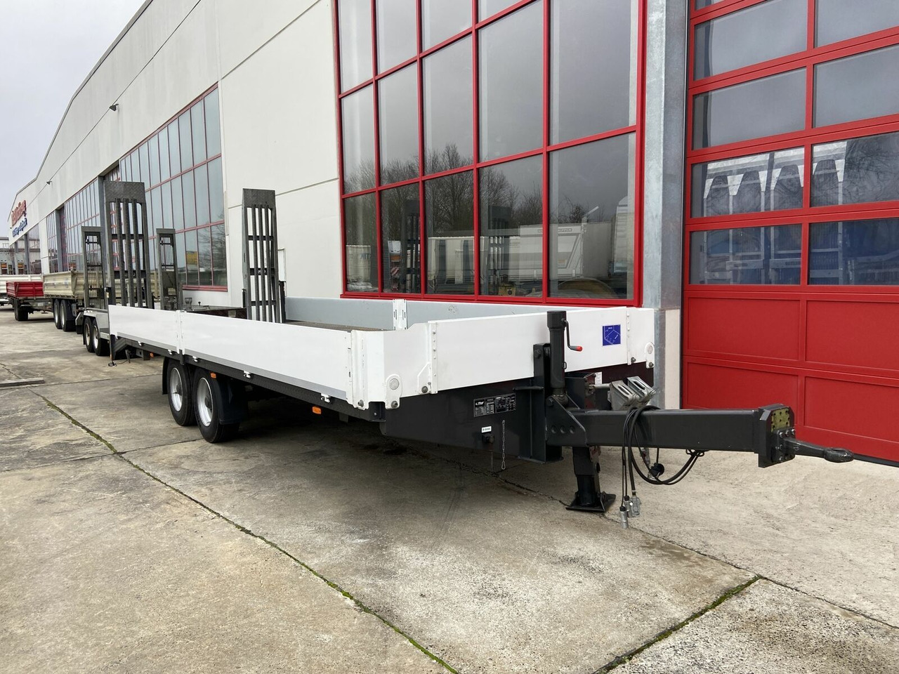 Tandemtieflader 7 m LadeflächeNeuwertig - קרון נגרר עם מטען נמוך: תמונה 3 Tandemtieflader 7 m LadeflächeNeuwertig - קרון נגרר עם מטען נמוך: תמונה 3