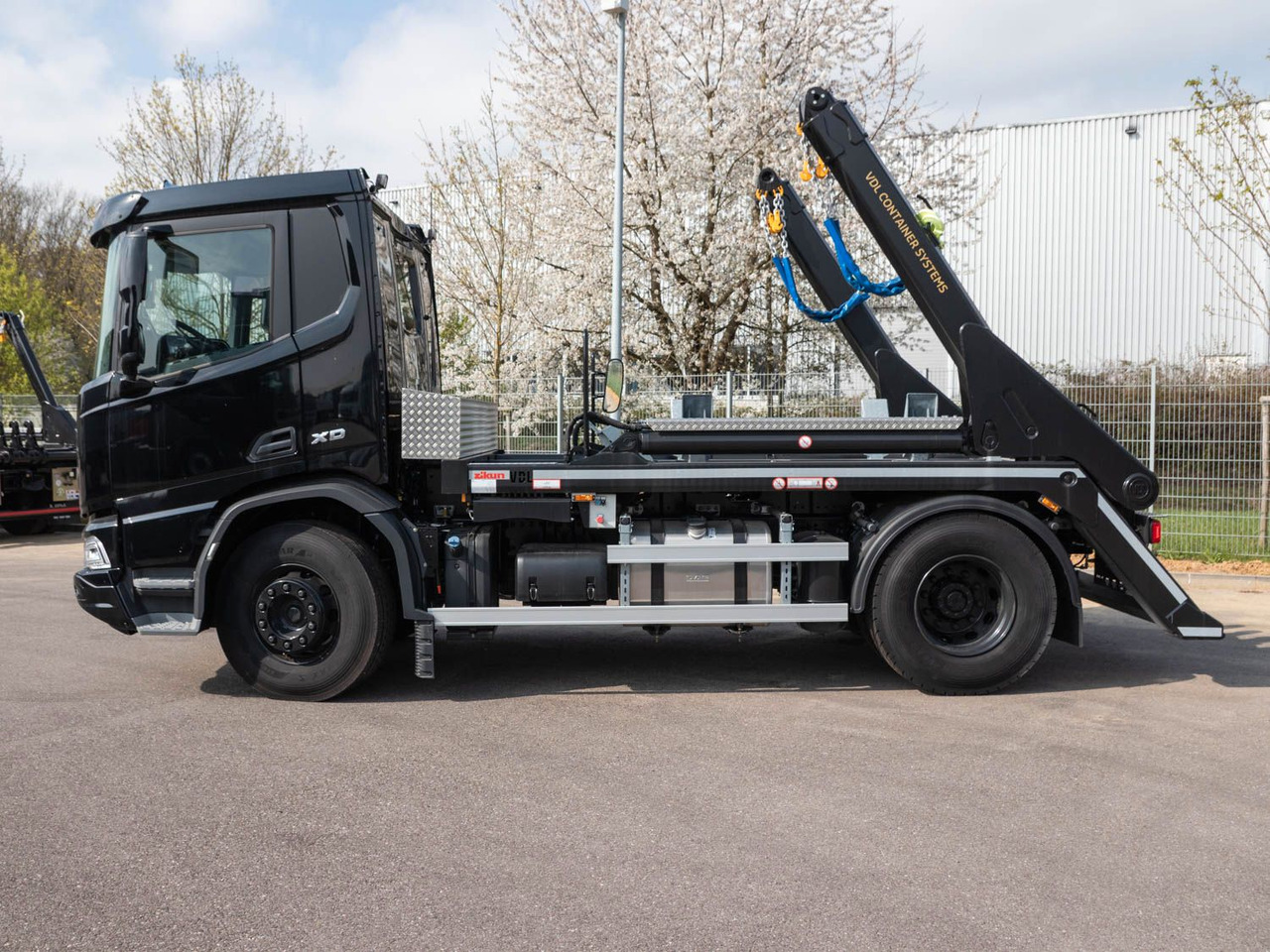 DAF FA XD 410 VDL Absetzkipper DAF FA XD 410 VDL Absetzkipper - משאית דילוג העמסה: תמונה 4 DAF FA XD 410 VDL Absetzkipper DAF FA XD 410 VDL Absetzkipper - משאית דילוג העמסה: תמונה 4