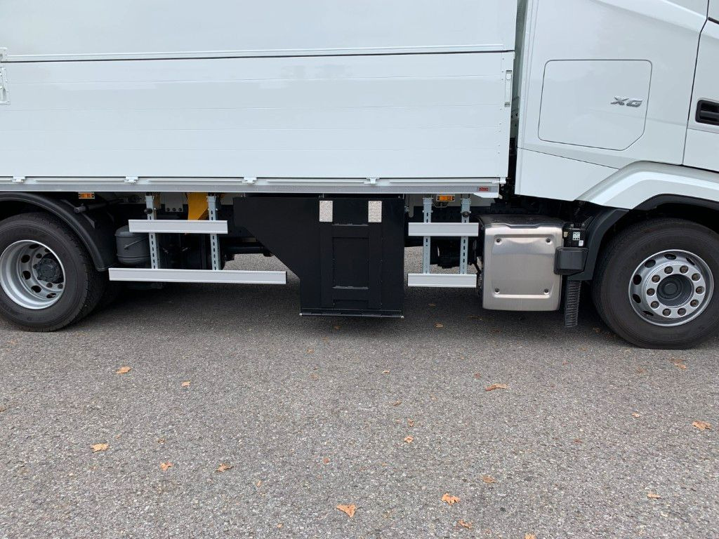 DAF FAN XG 480 Swing-Board mit LBW - משאית משקאות: תמונה 5 DAF FAN XG 480 Swing-Board mit LBW - משאית משקאות: תמונה 5