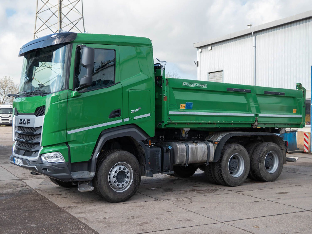 DAF FAT XFC 530 SL Meiller TRIGENIUS D 316 DAF FAT XFC 530 SL Meiller TRIGENIUS D 316 - מזהיר: תמונה 1 DAF FAT XFC 530 SL Meiller TRIGENIUS D 316 DAF FAT XFC 530 SL Meiller TRIGENIUS D 316 - מזהיר: תמונה 1