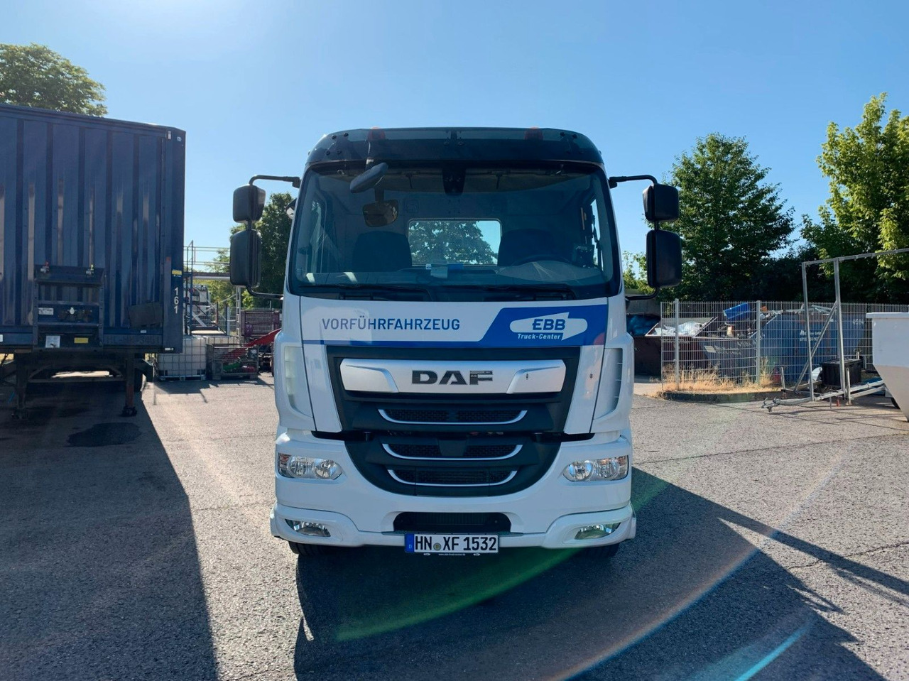 DAF LF 310 18t VDL Absetzkipper DAF LF 310 18t VDL Absetzkipper - משאית דילוג העמסה: תמונה 2 DAF LF 310 18t VDL Absetzkipper DAF LF 310 18t VDL Absetzkipper - משאית דילוג העמסה: תמונה 2