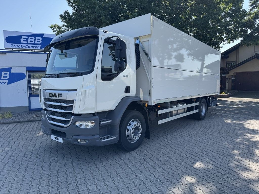 DAF XB 310 FA 18t Getränkeaufbau DAF XB 310 FA 18t Getränkeaufbau - משאית משקאות: תמונה 1 DAF XB 310 FA 18t Getränkeaufbau DAF XB 310 FA 18t Getränkeaufbau - משאית משקאות: תמונה 1