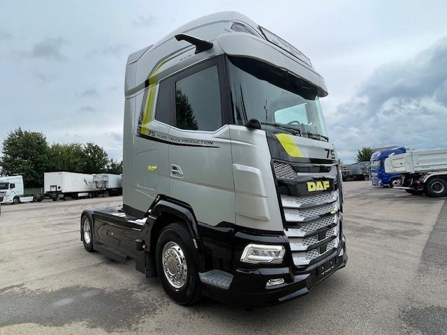 DAF XG+ 480 FT 75 Jahre DAF Edition "Limitiert" DAF XG+ 480 FT 75 Jahre DAF Edition - יחידת טרקטור: תמונה 1 DAF XG+ 480 FT 75 Jahre DAF Edition "Limitiert" DAF XG+ 480 FT 75 Jahre DAF Edition - יחידת טרקטור: תמונה 1
