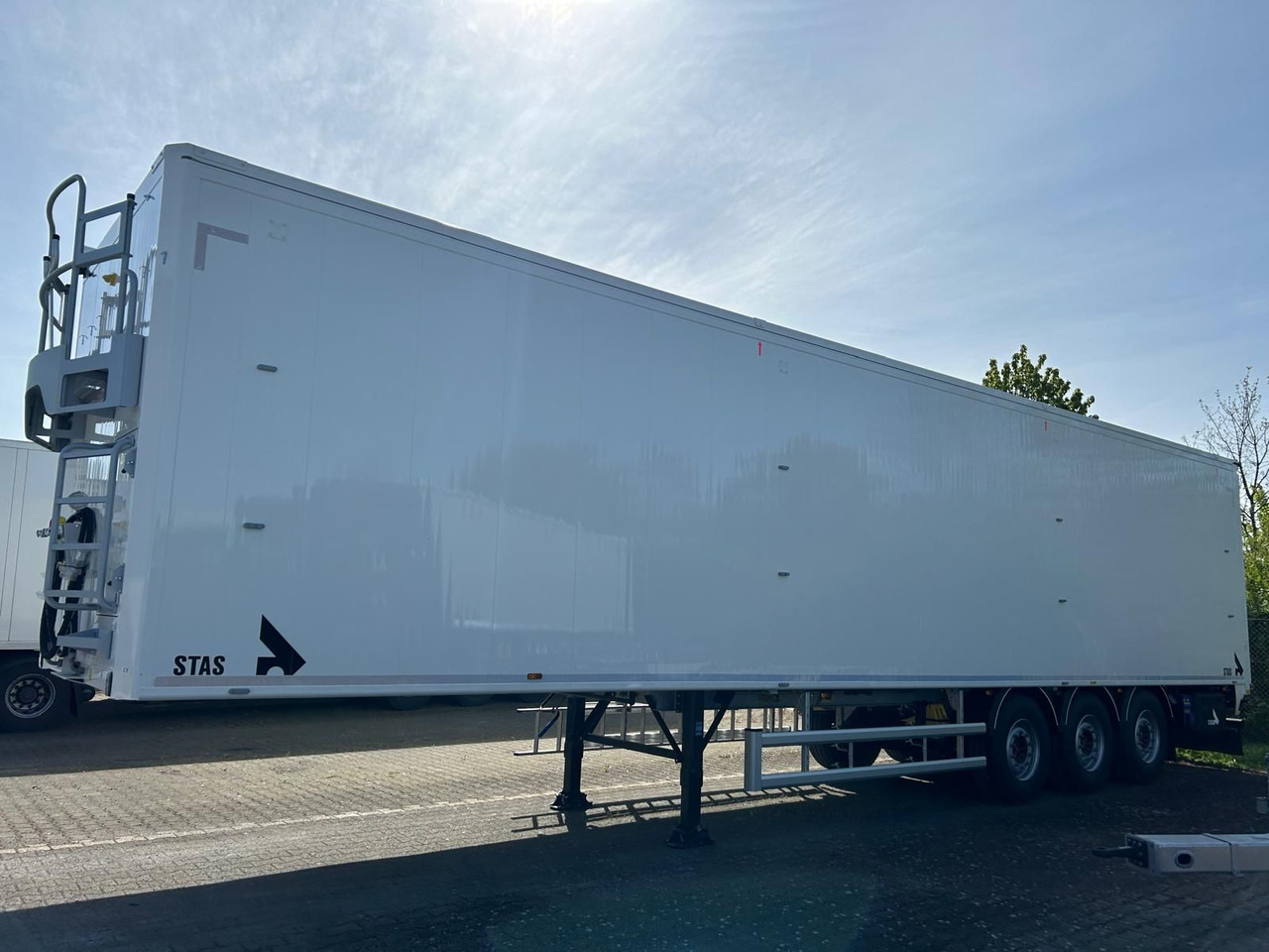 Stas bioSTAR 91,3 cbm - סמיטריילר עם רצפת הליכה: תמונה 2 Stas bioSTAR 91,3 cbm - סמיטריילר עם רצפת הליכה: תמונה 2