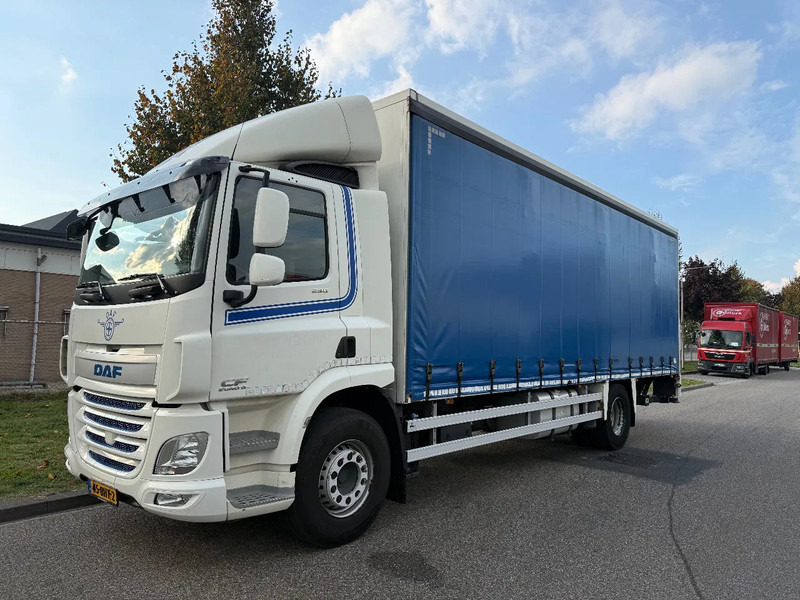 DAF CF 290 2016 - משאית תיבה: תמונה 1 DAF CF 290 2016 - משאית תיבה: תמונה 1