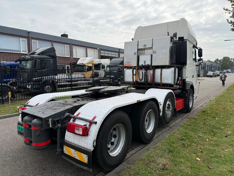 DAF XF 530 FTM 8X4 handgeschakeld 8-2018 retarder - יחידת טרקטור: תמונה 3 DAF XF 530 FTM 8X4 handgeschakeld 8-2018 retarder - יחידת טרקטור: תמונה 3