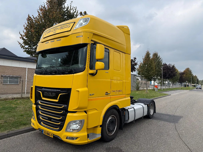 DAF XF 530 MEGA 5-2019 RETARDER ONLY 596.000 KM - יחידת טרקטור: תמונה 1 DAF XF 530 MEGA 5-2019 RETARDER ONLY 596.000 KM - יחידת טרקטור: תמונה 1