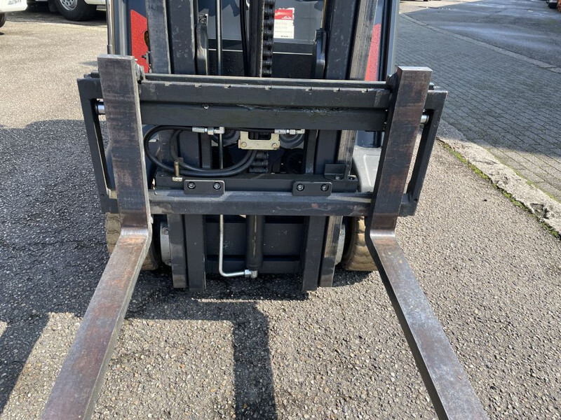 Linde H 14 EVO H 14 EVO 2017 mast 620 cm !!! - מלגזה: תמונה 3 Linde H 14 EVO H 14 EVO 2017 mast 620 cm !!! - מלגזה: תמונה 3