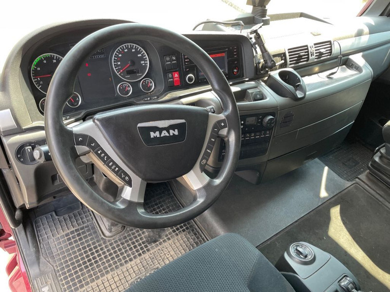 Interior photo 3: יחידת טרקטור MAN TGX 18.440 2016 only 505.000 km