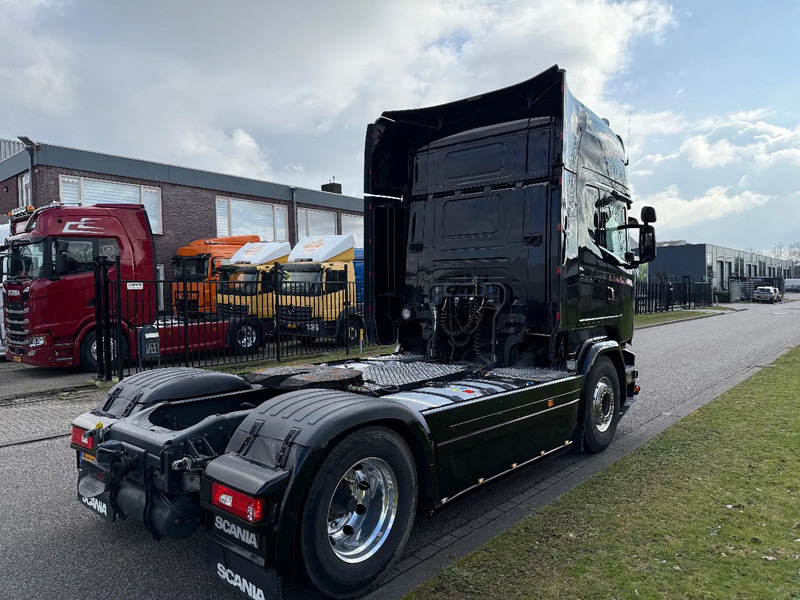 Scania R410 2014 euro 6 black beauty ! met koppeling !!! - יחידת טרקטור: תמונה 5 Scania R410 2014 euro 6 black beauty ! met koppeling !!! - יחידת טרקטור: תמונה 5