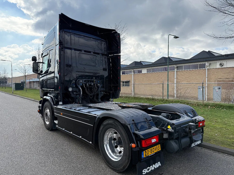 Scania R410 2014 euro 6 black beauty ! met koppeling !!! - יחידת טרקטור: תמונה 4 Scania R410 2014 euro 6 black beauty ! met koppeling !!! - יחידת טרקטור: תמונה 4