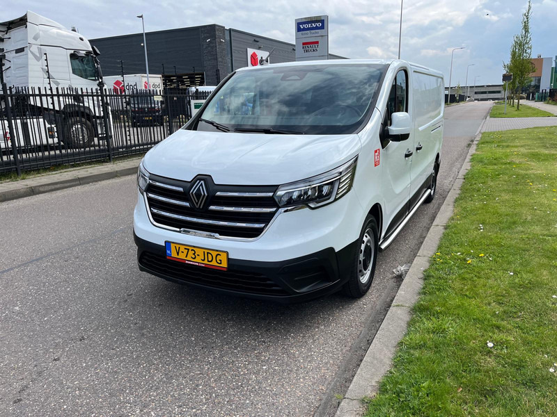 Renault Trafic E-Tech Red L2 H1, Nieuwstaat/New condition, Lees omschrijving/Read description - כלי רכב מסחרי קטן, כלי רכב מסחרי חשמלי: תמונה 3 Renault Trafic E-Tech Red L2 H1, Nieuwstaat/New condition, Lees omschrijving/Read description - כלי רכב מסחרי קטן, כלי רכב מסחרי חשמלי: תמונה 3