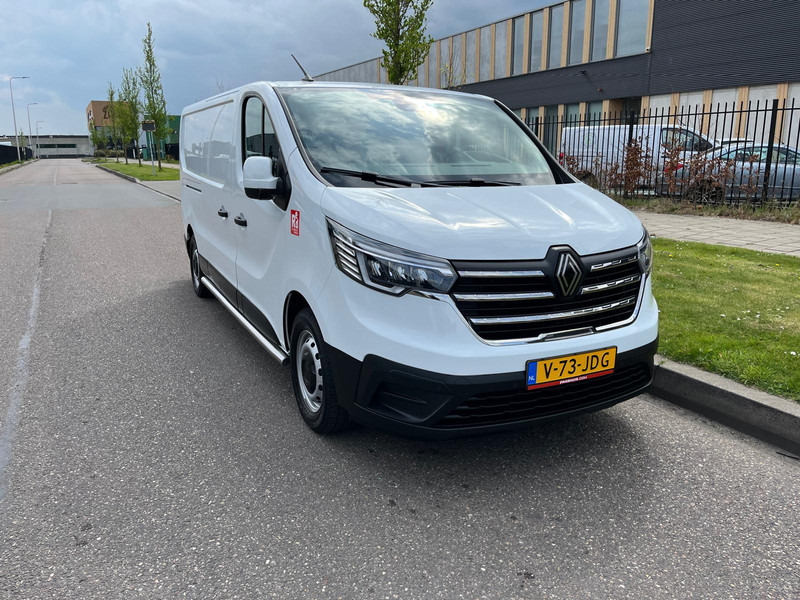 Renault Trafic E-Tech Red L2 H1, Nieuwstaat/New condition, Lees omschrijving/Read description - כלי רכב מסחרי קטן, כלי רכב מסחרי חשמלי: תמונה 5 Renault Trafic E-Tech Red L2 H1, Nieuwstaat/New condition, Lees omschrijving/Read description - כלי רכב מסחרי קטן, כלי רכב מסחרי חשמלי: תמונה 5